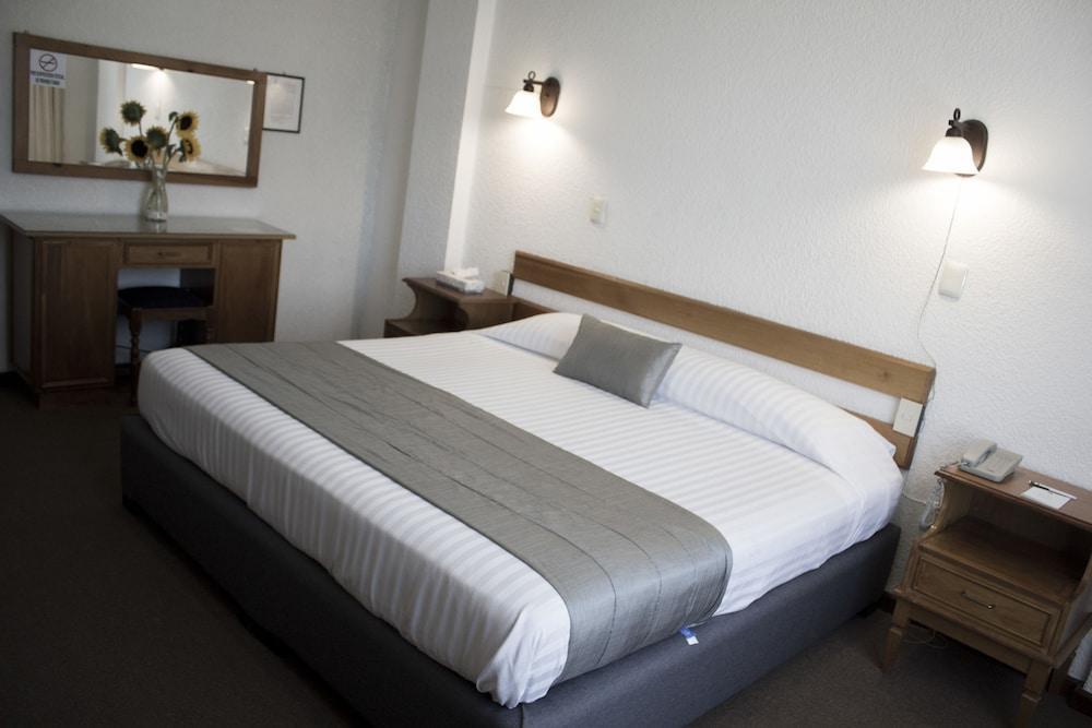Estanza Hotel & Suites Morelia Luaran gambar