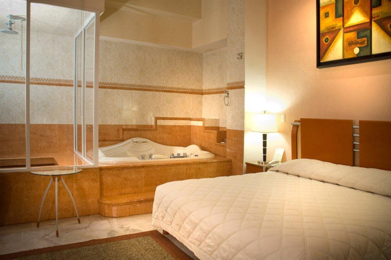 Estanza Hotel & Suites Morelia Luaran gambar